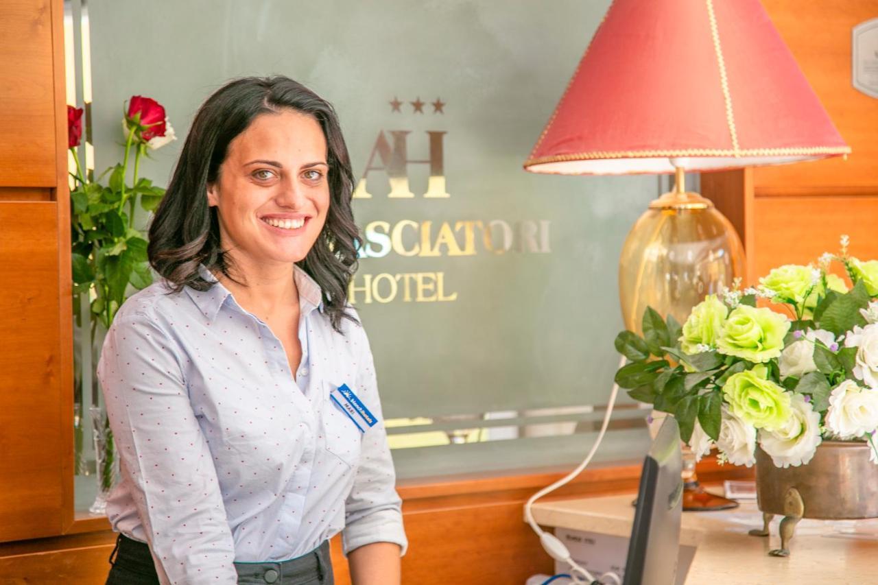 Hotel Ambasciatori Bellaria-Igea Marina Bagian luar foto
